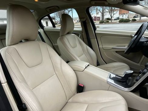 Used 2013 Volvo S60 T5 FWD image 24