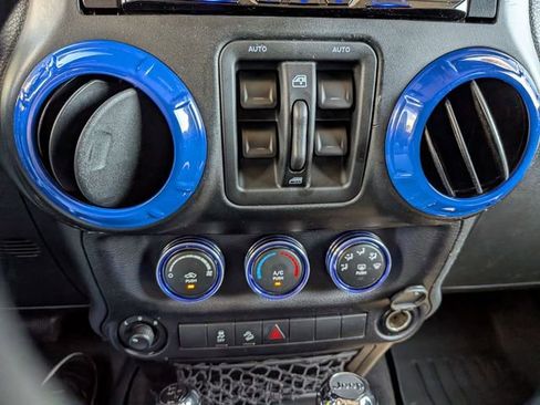 Used 2015 Jeep Wrangler Unlimited Sport w/ Quick Order Package 24S image 23