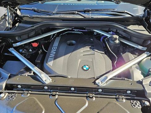 New 2026 BMW X5 xDrive40i w/ M Sport Package image 16
