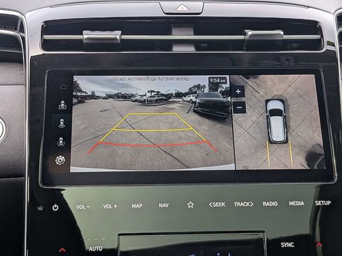 Used 2024 Hyundai Tucson Limited FWD image 23