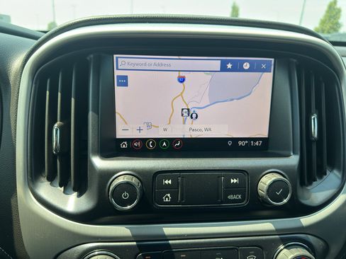 Used 2020 GMC Canyon SLT w/ Driver Alert Package AWD/4WD image 29