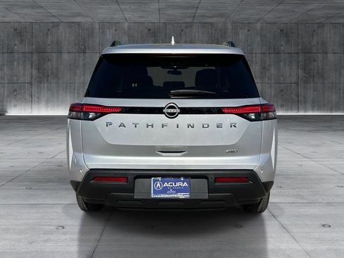 Used 2025 Nissan Pathfinder SV AWD/4WD image 4