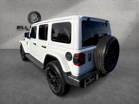 Used 2021 Jeep Wrangler Unlimited Sahara image 8