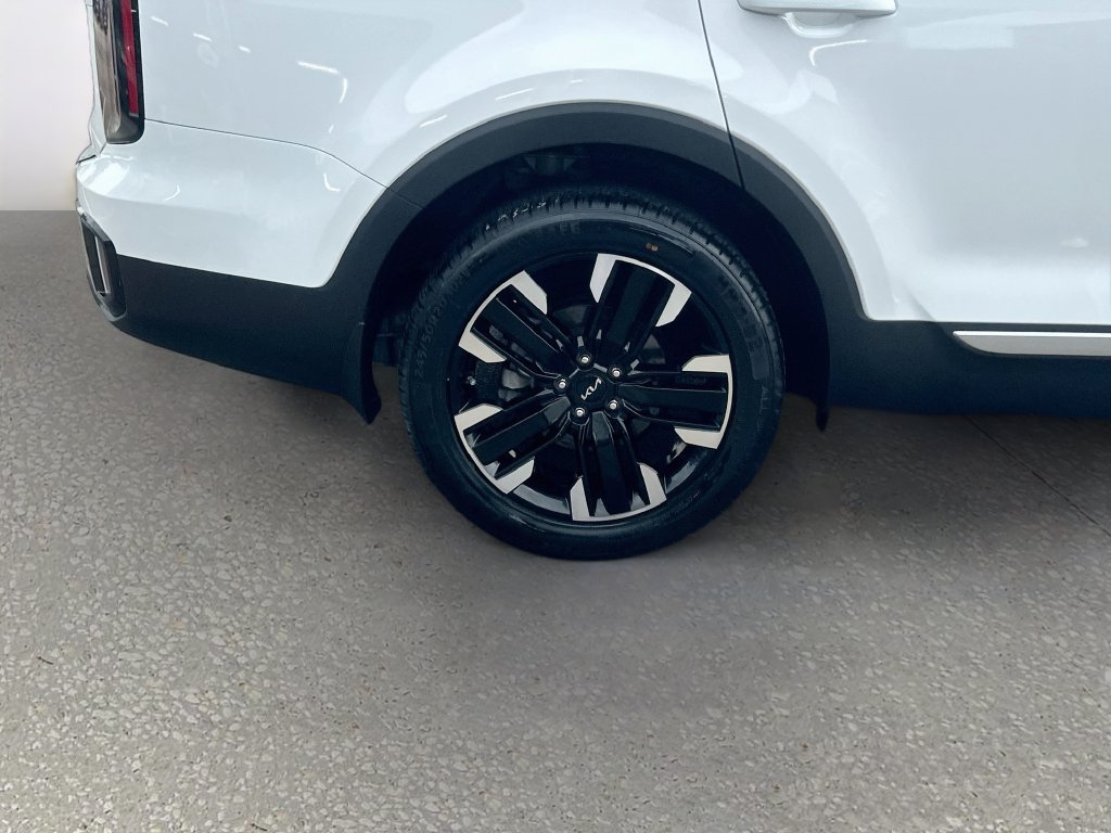 Used 2023 Kia Telluride SX AWD/4WD image 34