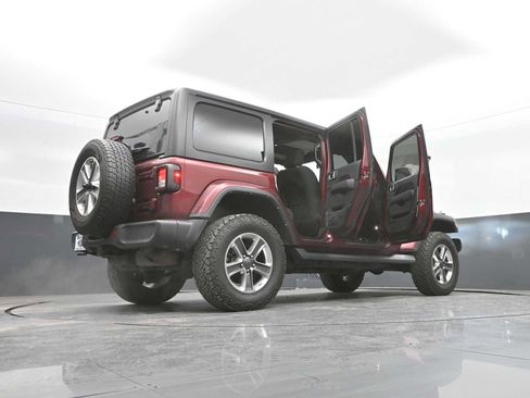Used 2021 Jeep Wrangler Unlimited Sahara w/ Cold Weather Group AWD/4WD image 44