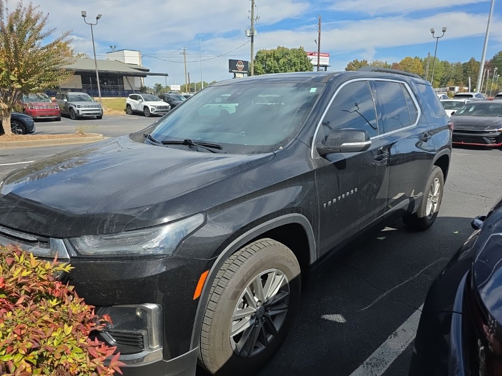 Used 2023 Chevrolet Traverse LT FWD image 1