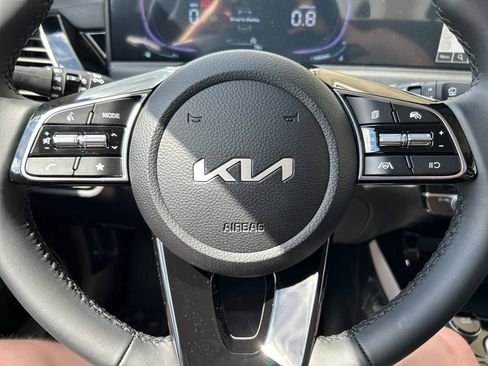 New 2026 Kia Seltos S AWD/4WD image 24