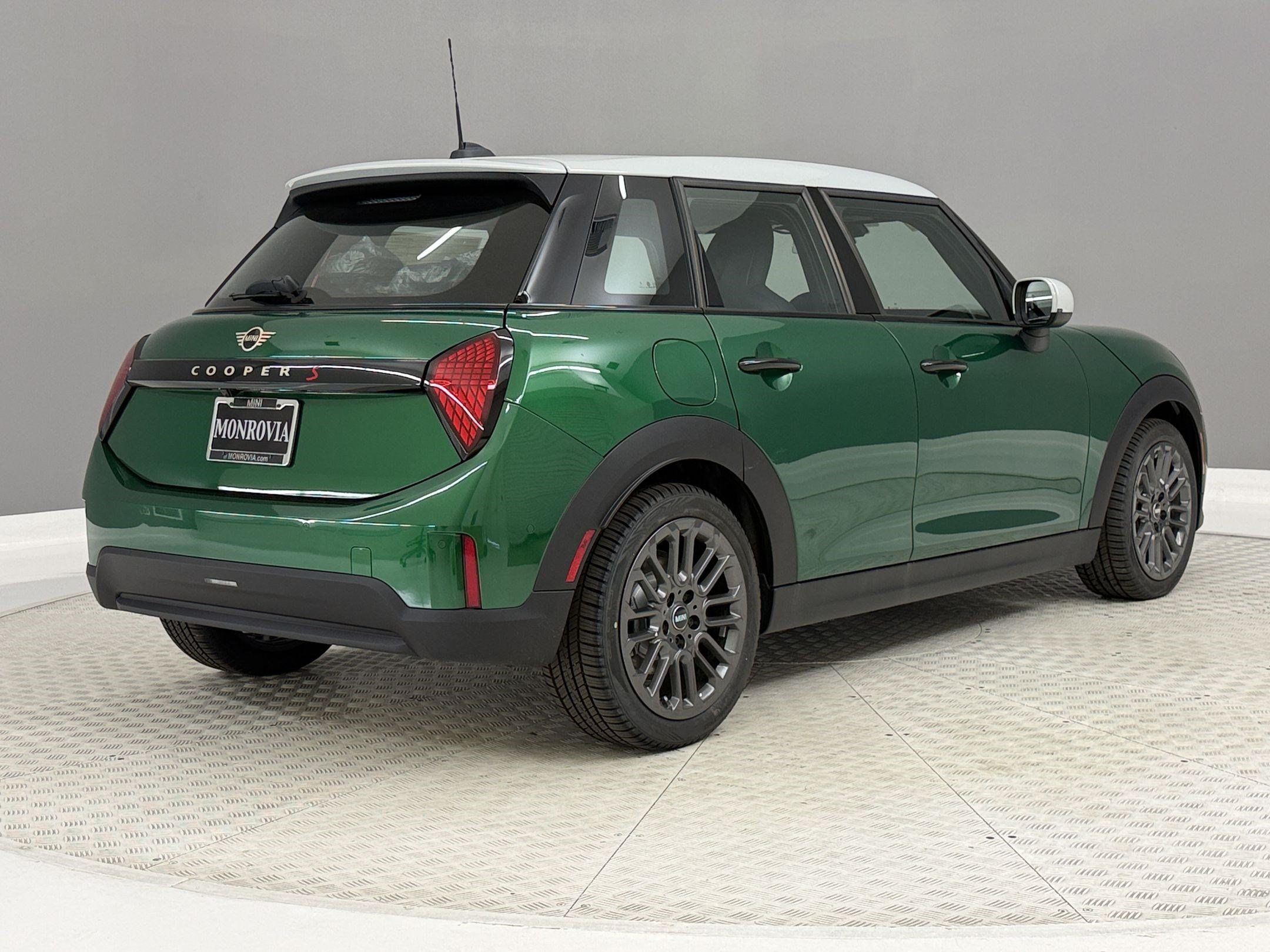 New 2026 MINI Cooper S FWD image 9