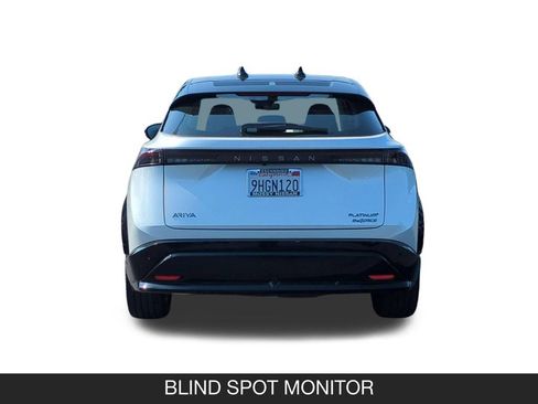 Used 2023 Nissan Ariya AWD/4WD image 8