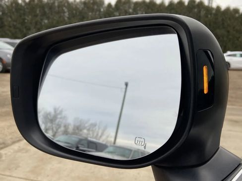 Used 2021 Subaru Forester Limited image 10