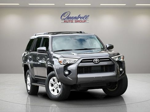Used 2021 Toyota 4Runner SR5 AWD/4WD image 1