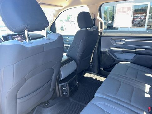 Used 2019 RAM 1500 Big Horn AWD/4WD image 20