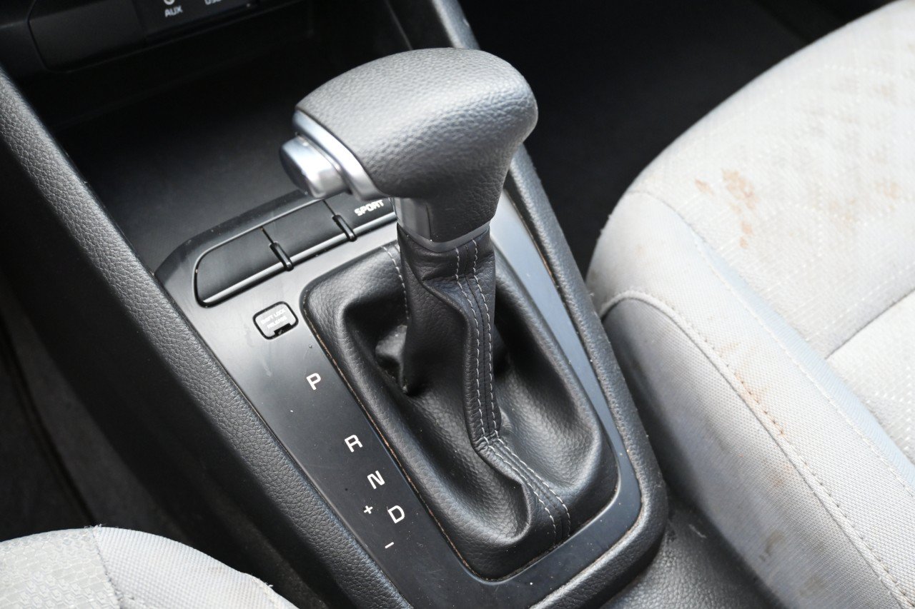 Used 2019 Kia Rio S FWD image 14