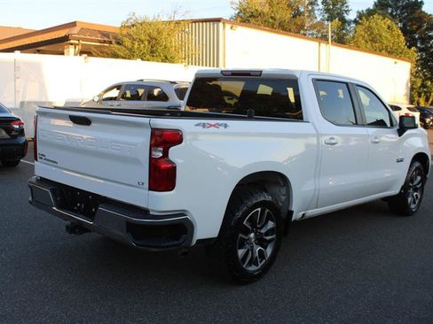 Used 2023 Chevrolet Silverado 1500 LT AWD/4WD image 8