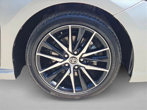Used 2023 Toyota Camry SE w/ Convenience Package FWD image 23