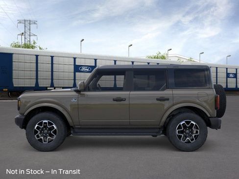 New 2026 Ford Bronco Outer Banks AWD/4WD image 3