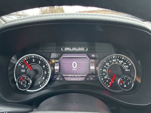Used 2022 RAM 1500 Laramie image 27