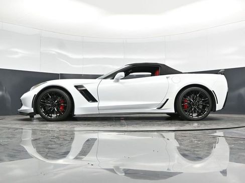 Used 2019 Chevrolet Corvette Z06 RWD image 48