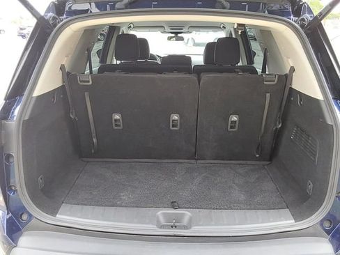 Used 2025 Nissan Pathfinder SV AWD/4WD image 8