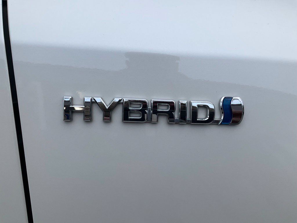 Used 2012 Toyota Prius V Five FWD image 77