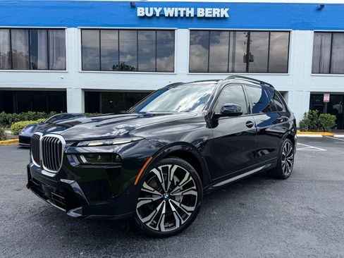 Used 2024 BMW X7 xDrive40i w/ M Sport Package image 1