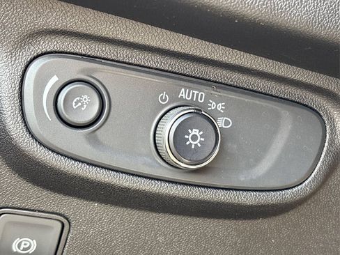 Used 2018 GMC Terrain SLE w/ Driver Convenience Package image 23