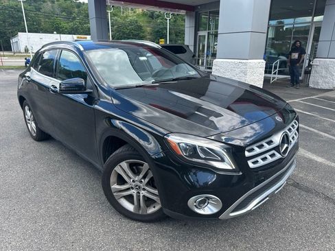 Used 2020 Mercedes-Benz GLA 250 4MATIC image 2