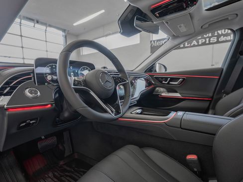 New 2025 Mercedes-Benz E 450 4MATIC All-Terrain Wagon image 6