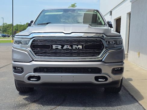 Used 2024 RAM 1500 Limited AWD/4WD image 11