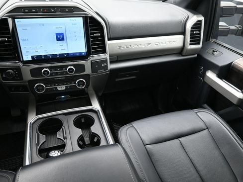 Used 2022 Ford F250 Lariat w/ Lariat Ultimate Package image 37