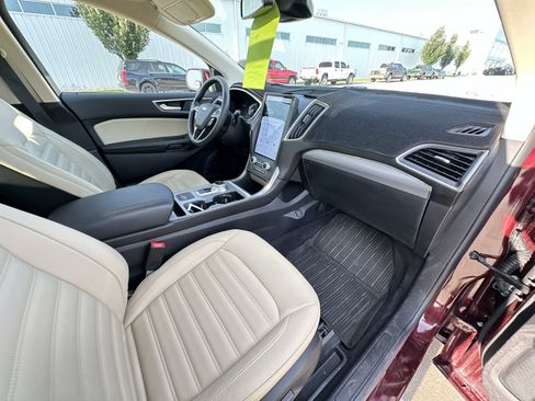 Used 2021 Ford Edge SEL w/ Convenience Package AWD/4WD image 28