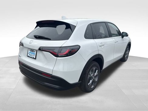 New 2026 Honda HR-V LX image 9