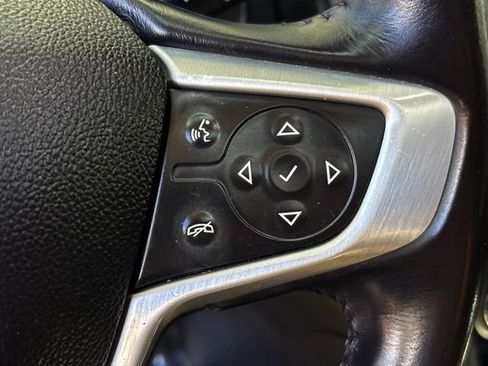 Used 2019 GMC Acadia SLT w/ Black Edition FWD image 21
