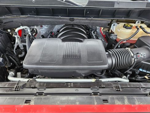 Used 2020 Chevrolet Silverado 1500 RST AWD/4WD image 33