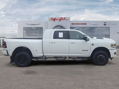 Used 2024 RAM 3500 Laramie w/ Night Edition AWD/4WD image 6