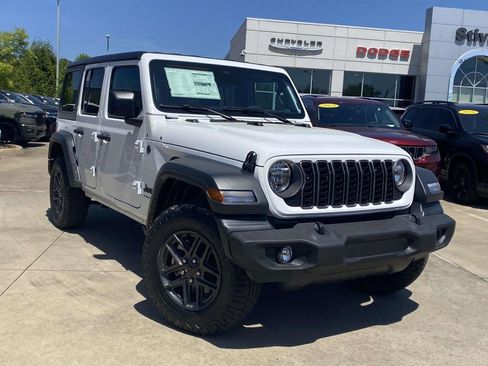 New 2026 Jeep Wrangler Unlimited Sport AWD/4WD image 32
