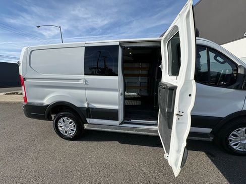 Used 2017 Ford Transit 250 130 Low Roof w/ Exterior Upgrade Package image 22