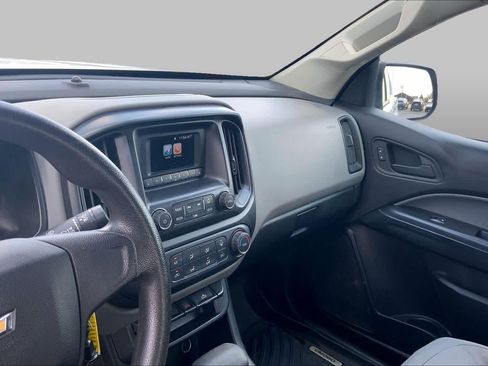 Used 2017 Chevrolet Colorado W/T RWD image 7