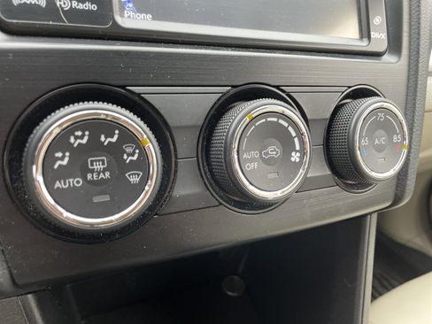 Used 2014 Subaru Crosstrek 2.0i Limited image 28