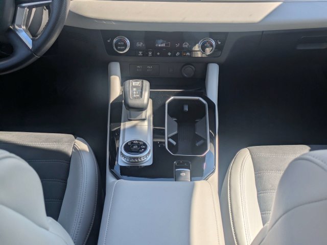Used 2025 Mitsubishi Outlander SE FWD image 20