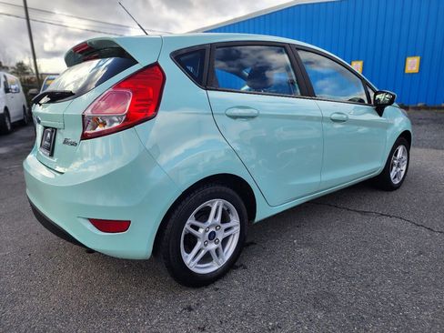 Used 2018 Ford Fiesta SE image 5