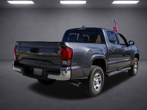 Used 2021 Toyota Tacoma SR5 image 4