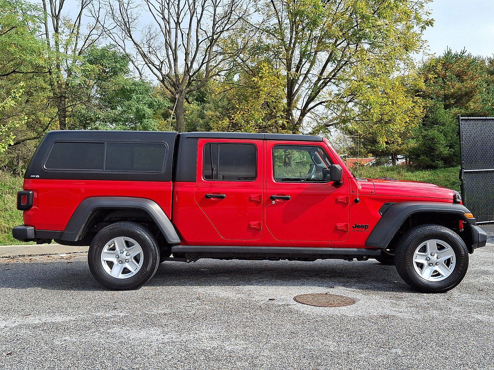 Used 2020 Jeep Gladiator Sport w/ Quick Order Package 24S AWD/4WD image 7
