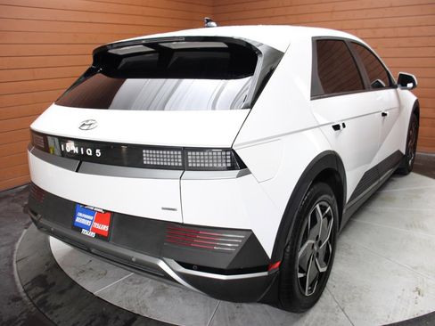 Used 2024 Hyundai Ioniq 5 SEL image 5