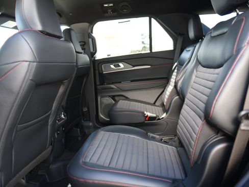 New 2026 Ford Explorer ST-Line image 19