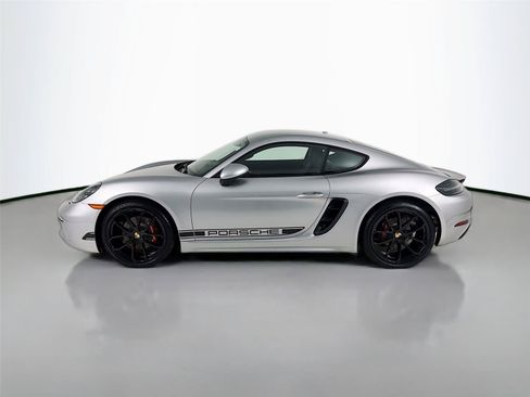 Used 2024 Porsche 718 Cayman w/ Premium Package RWD image 2