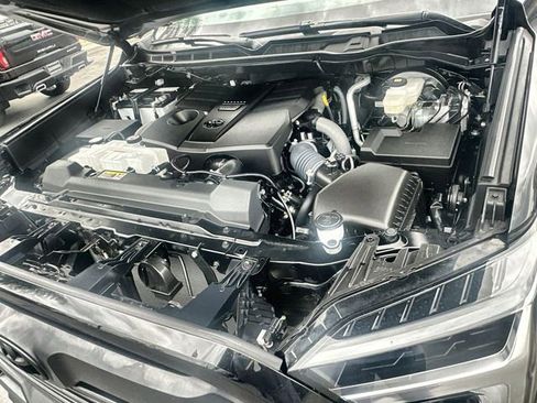 Used 2024 Toyota Tundra SR5 image 31