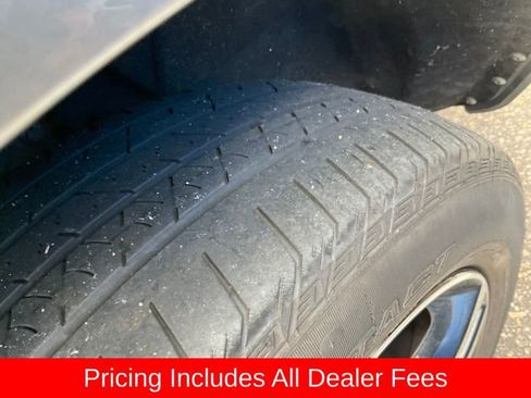 Used 2018 Volvo XC60 T6 Momentum w/ Vision Package AWD/4WD image 13