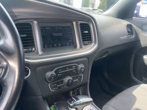 Used 2019 Dodge Charger SXT w/ Blacktop Package RWD image 12