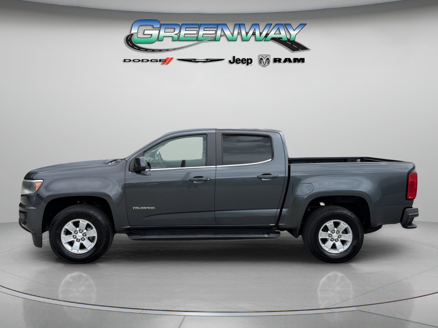 Used 2015 Chevrolet Colorado W/T w/ WT Convenience Package RWD image 2